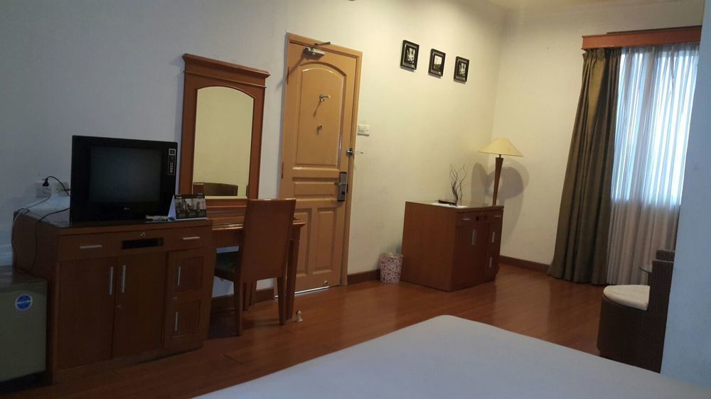 Hotel Harapan Makassar Eksteriør bilde